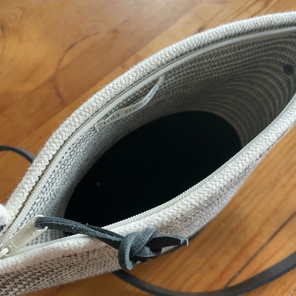 Mia Melange Handcrafted Women's Bag from South Africa - Picture 4 of 4